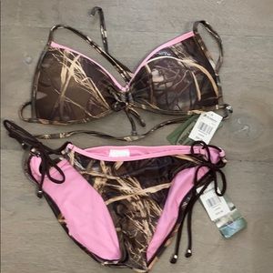 NWT Realtree Bathing Suit Bikini Size Large.